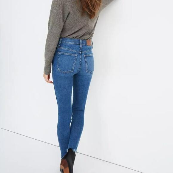Madewell 10" High Rise Skinny Jeans Raw Hem Button Fly Dark Wash Size 26 - Picture 2 of 11